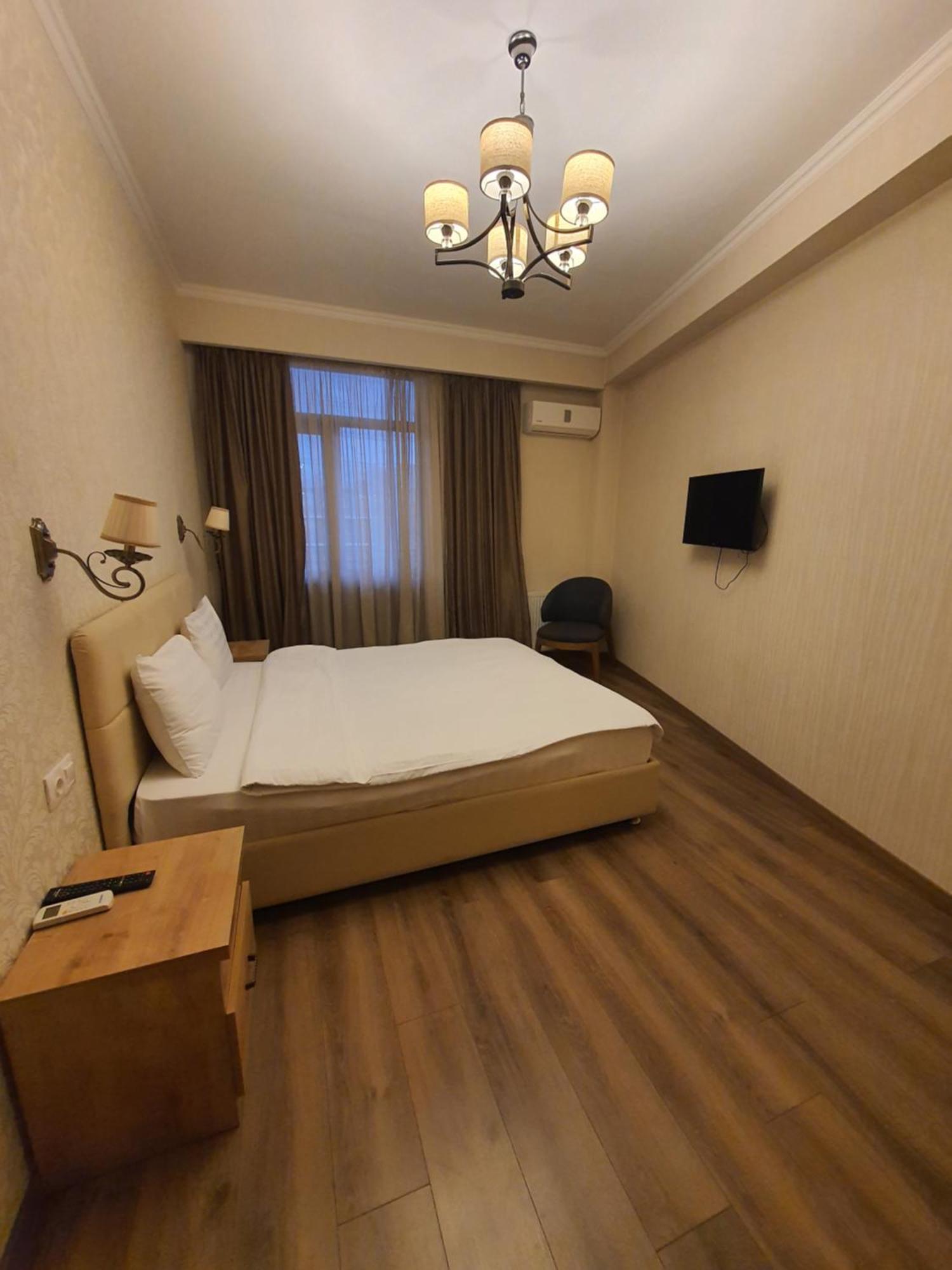 Dat Exx Apartments Τυφλίδα Δωμάτιο φωτογραφία