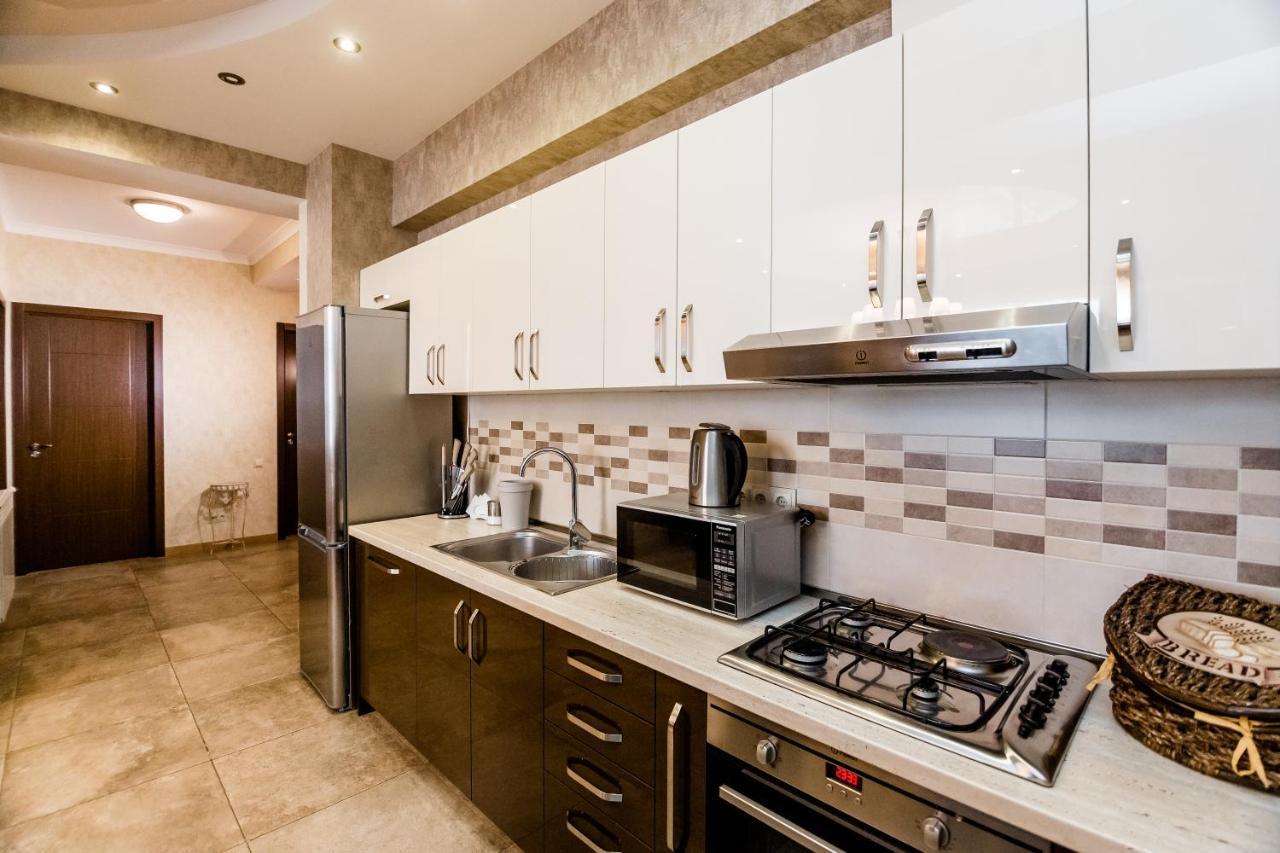 Dat Exx Apartments Τυφλίδα Εξωτερικό φωτογραφία